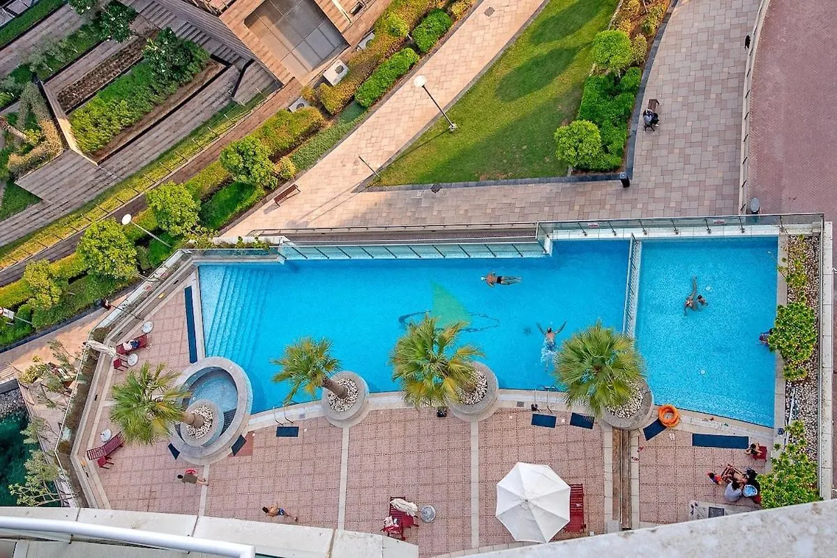 Bohemian Inspired Studio Perfect For A Family Of 4 In Jlt! Apartment Dubai 0*,  United Arab Emirates