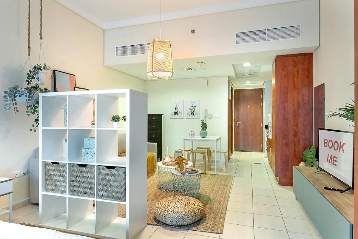 Bohemian Inspired Studio Perfect For A Family Of 4 In Jlt! Apartment Dubai